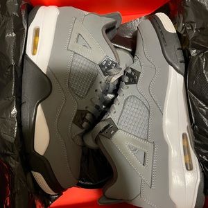 Jordan 4 cool greys